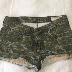 Rag & bone Camo shorts